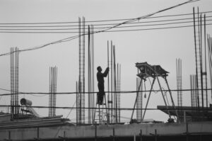 Cost Comparison: DIY vs Hiring a Contractor for Interior Renovation