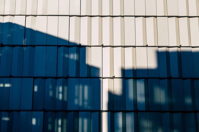 Using Light and Shadow to Create Depth in Home Interiors